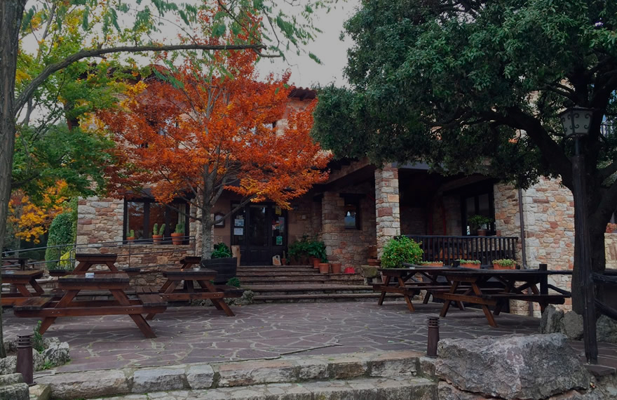 BENVINGUTS AL RESTAURANT CASTELL DEL BRULL